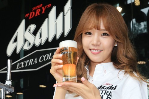 20일 배지현 아나운서가 아사히 맥주 이벤트에 참여했다. (News1)