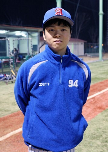 이기스가 연극배우로 활동하는 백종승을 올 시즌 새로 영입했다. 백종승은 사회인야구 경력이 6,7년 되는 중고 신인이다. 전 포지션을 소화할 수 있는 전천후 선수이기도 하다. 지난 4일 한스타 야봉리그에 나왔지만 유니폼이 안나와 경기에 출전하지는 못했다. 백종승은