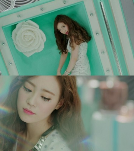 공개된 카라 신곡 '큐피드(CUPID)' 티저 영상 속 영지. 소녀에서 숙녀로 변신한 영지의 모습에서 은근한 섹시미를 발견할 수 있다. ( DSP미디어)