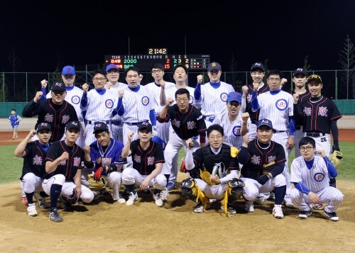 천하무적이 감사원에 15-2, 4회 콜드게임 승을 거다(최재식 인턴기자)
