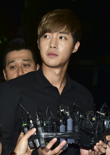 김현중 전 여자친구 입장 표명이 화제인 가운데 여자친구 A씨가 또 다른 여자 연예인 J를 증인으로 신청할 계획이라고 밝혀 파장이 일고 있다. (News1)