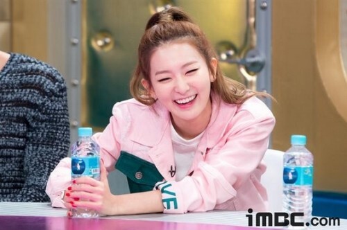 '라디오스타' 레드벨벳 슬기의 출연 인증샷이 눈길을 끈다.( News1star/ MBC 공식 트위터)