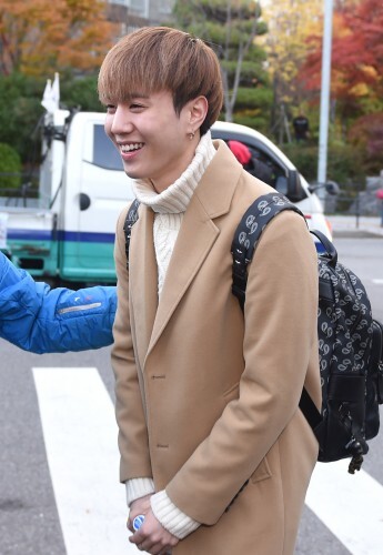 갓세븐 유겸이 수능을 치룬다. (뉴스원)
