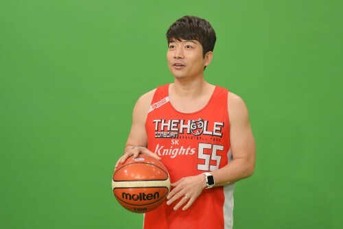 '더홀'의 김재욱이 자신의 등번호에 대해 설명했다. /(김효진 인턴기자) 