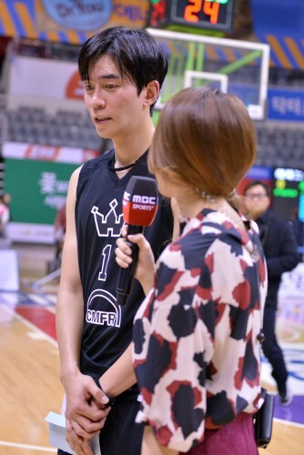MVP를 수상해 인터뷰중인 진혼 신성록 (김효진 인턴기자)