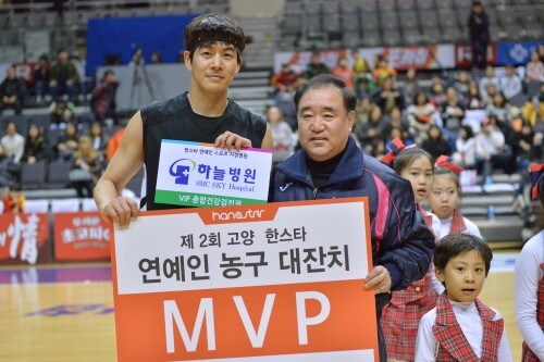 2일 열린 더홀과의 경기에서 진혼의 이상윤이 MVP를 수상했다.